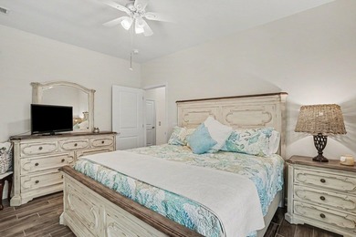 This stunning well kept and cared for home in The Retreat at - photo 23
