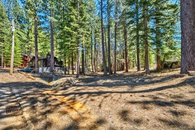 Stunning vacant lot in the Tahoe Paradise area overlooking the - photo 4