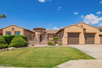 Your dream home is here! This fully upgraded 6-bedroom beauty - photo 2