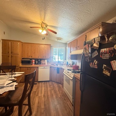 Motivated Seller!!! Home being sold as is. Centrally located in - photo 4