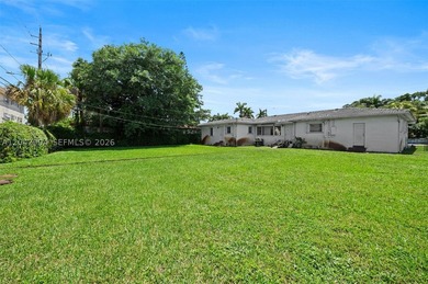 Unique multi-use property offering exceptional residential - photo 6