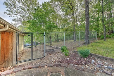Experience Bella Vista living with this beautiful Gene Knight - photo 6