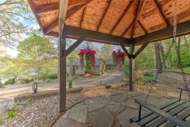 Experience Bella Vista living with this beautiful Gene Knight - photo 8