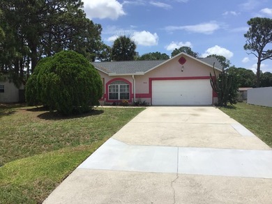 Outstanding 3 bedroom / 2 bath / 2 car garage single family home - photo 2