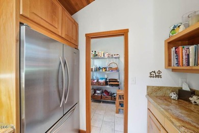 When location is everything, this nearly 4,000 sq. ft. Black - photo 16