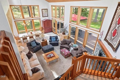 When location is everything, this nearly 4,000 sq. ft. Black - photo 20