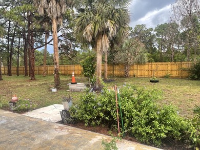 Outstanding 3 bedroom / 2 bath / 2 car garage single family home - photo 10