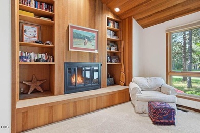When location is everything, this nearly 4,000 sq. ft. Black - photo 23