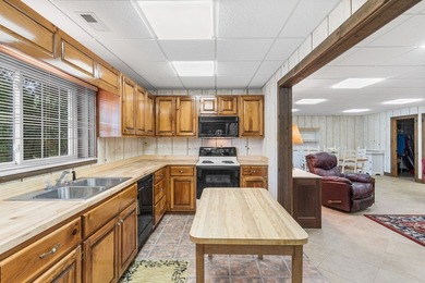 Comfortable Lakefront Estate on Deep Water on Lake Chatuge! - photo 27
