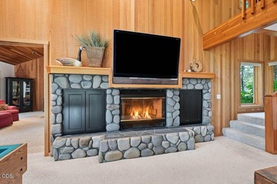 When location is everything, this nearly 4,000 sq. ft. Black - photo 38