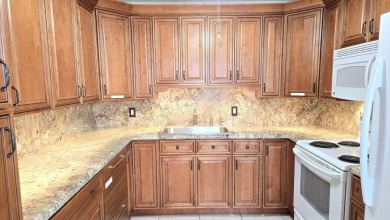Lake Condo For Sale in Boca Raton, Florida