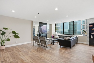 Stunning Downtown Condo with Breathtaking City & Mountain Views