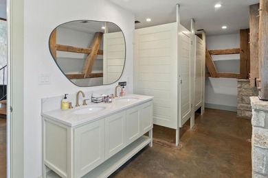 La Marguerite is a beautiful and versatile property with a lot - photo 11