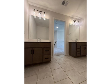 Welcome to The Haven at Plainsman Lake, in Auburn, AL, where - photo 15