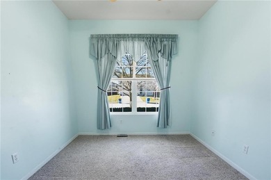 Must see this fantastic ranch in Kensington Farms! Clean and