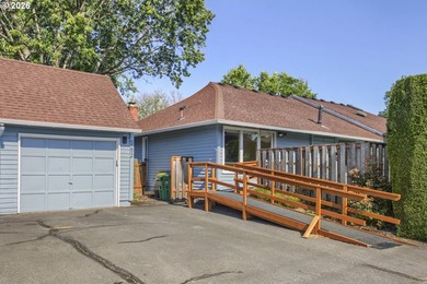 Best value! Opportunity awaits with this rare single-level home - photo 19