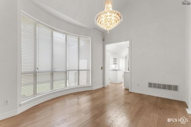 The heart of the home has a whole new look! This beautiful home - photo 19