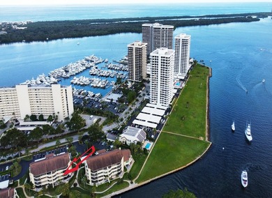 Luxurious Move-in Ready, Updated Waterfront Condo in Harbor - photo 1