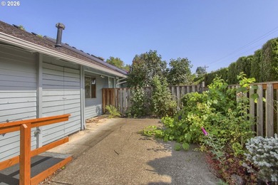 Best value! Opportunity awaits with this rare single-level home - photo 22