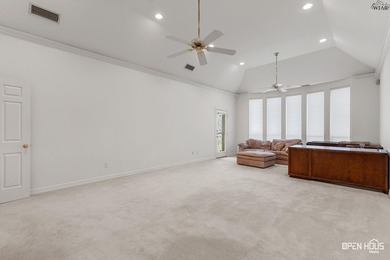 The heart of the home has a whole new look! This beautiful home - photo 23