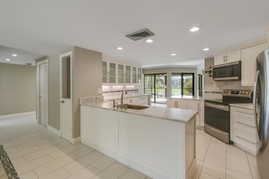 Luxurious Move-in Ready, Updated Waterfront Condo in Harbor - photo 8