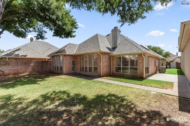 The heart of the home has a whole new look! This beautiful home - photo 36