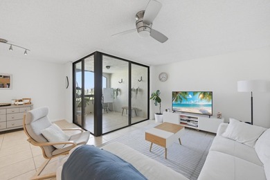 The waterfront views of this penthouse level Lakeside - photo 8
