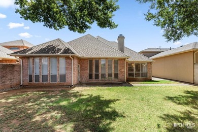 The heart of the home has a whole new look! This beautiful home - photo 38