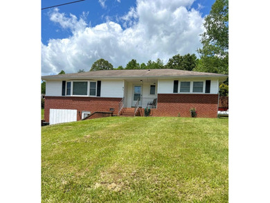 Fontana Lake Home Sale Pending in Bryson City North Carolina