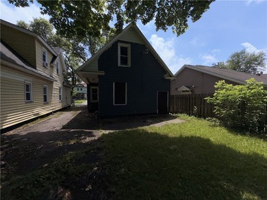 ATTENTION INVESTORS AND REHAB SPECIALISTS! DON'T MISS THIS - photo 11