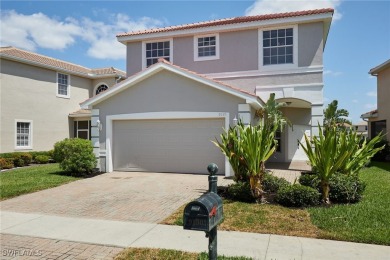 Lake Home For Sale in Fort Myers, Florida