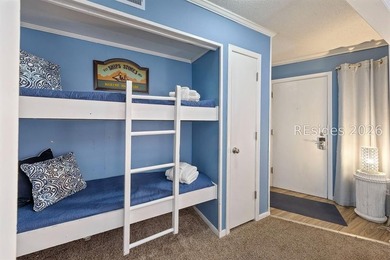 This well-maintained one-bedroom oceanside villa is located - photo 15