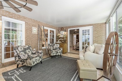 Tucked away in the desirable Barrington Hall golf course - photo 19