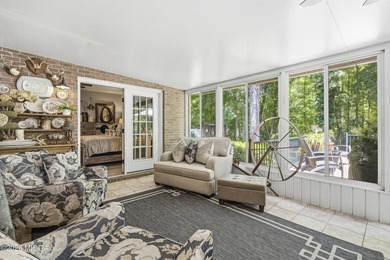 Tucked away in the desirable Barrington Hall golf course - photo 20