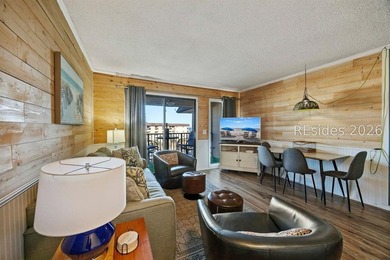 This well-maintained one-bedroom oceanside villa is located - photo 28