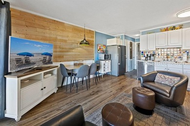 This well-maintained one-bedroom oceanside villa is located - photo 33