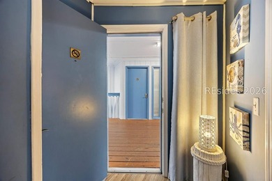 This well-maintained one-bedroom oceanside villa is located - photo 35