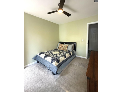 Beautifully updated home on Lake Murray! This five bedroom, 3.5 - photo 38