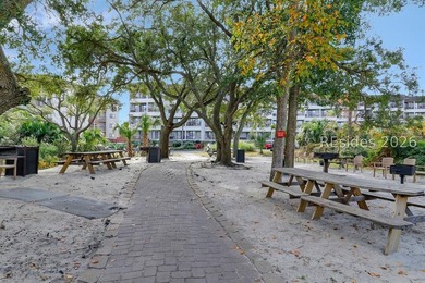 This well-maintained one-bedroom oceanside villa is located - photo 41