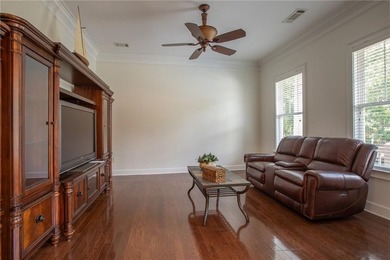 NEW INTERIOR PAINT THROUGHOUT THE WHOLE HOUSE. Take a look at - photo 4