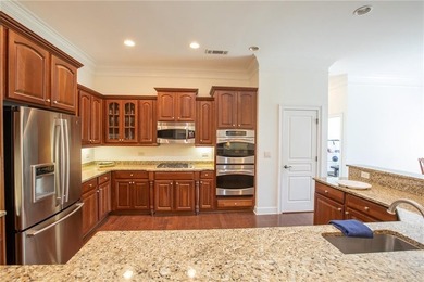 NEW INTERIOR PAINT THROUGHOUT THE WHOLE HOUSE. Take a look at - photo 8