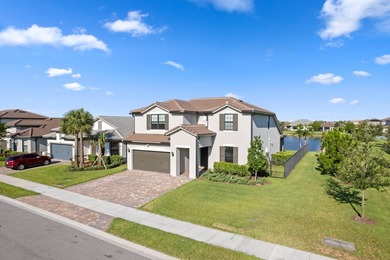 Lake views, luxury vibes, and loaded with space- welcome this 5 - photo 5