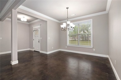 Charming 4 bed, 2 bath home just east of Fayetteville with - photo 9