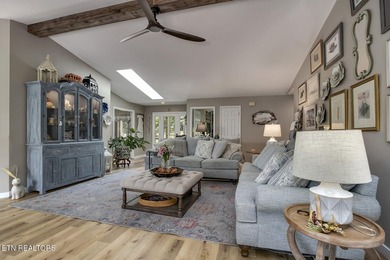 Beautifully updated ranch home where golf course views, lake - photo 11