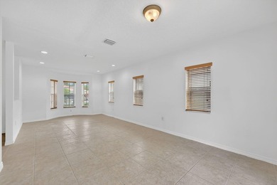 Welcome to this move-in-ready 3-bedroom, 2.5-bath home located - photo 14