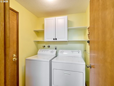 Located in the sought-after Woodburn Senior Estates, this home - photo 14