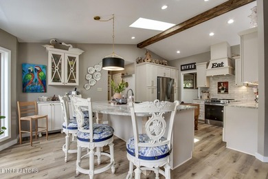 Beautifully updated ranch home where golf course views, lake - photo 19