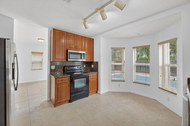 Welcome to this move-in-ready 3-bedroom, 2.5-bath home located - photo 19
