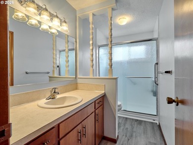 Located in the sought-after Woodburn Senior Estates, this home - photo 22