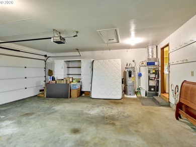 Located in the sought-after Woodburn Senior Estates, this home - photo 25